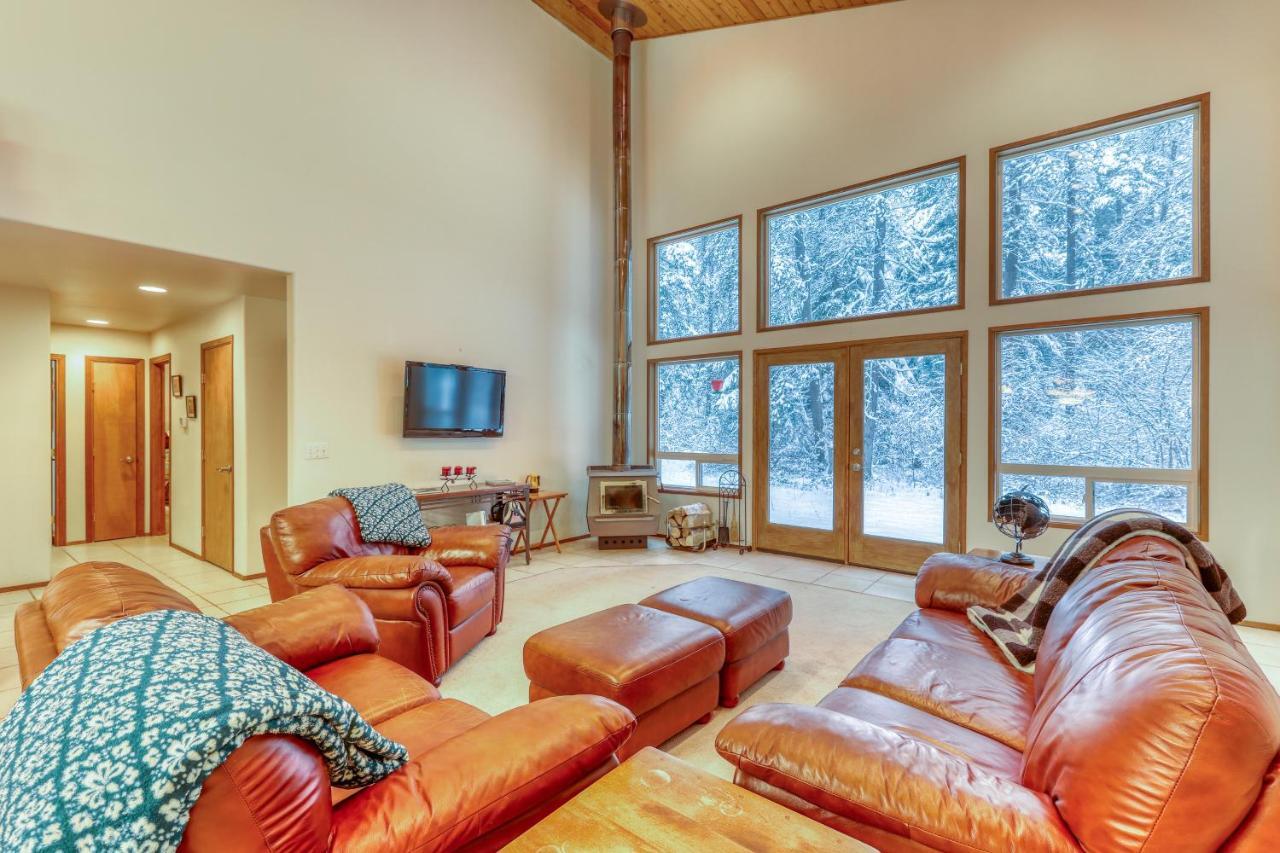 Elk Tracks Lodge Pine Glen Dış mekan fotoğraf
